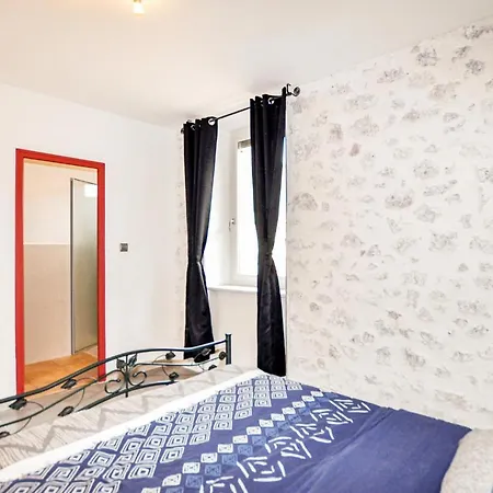 In With Kitchen Apartman *