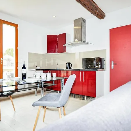 In With Kitchen